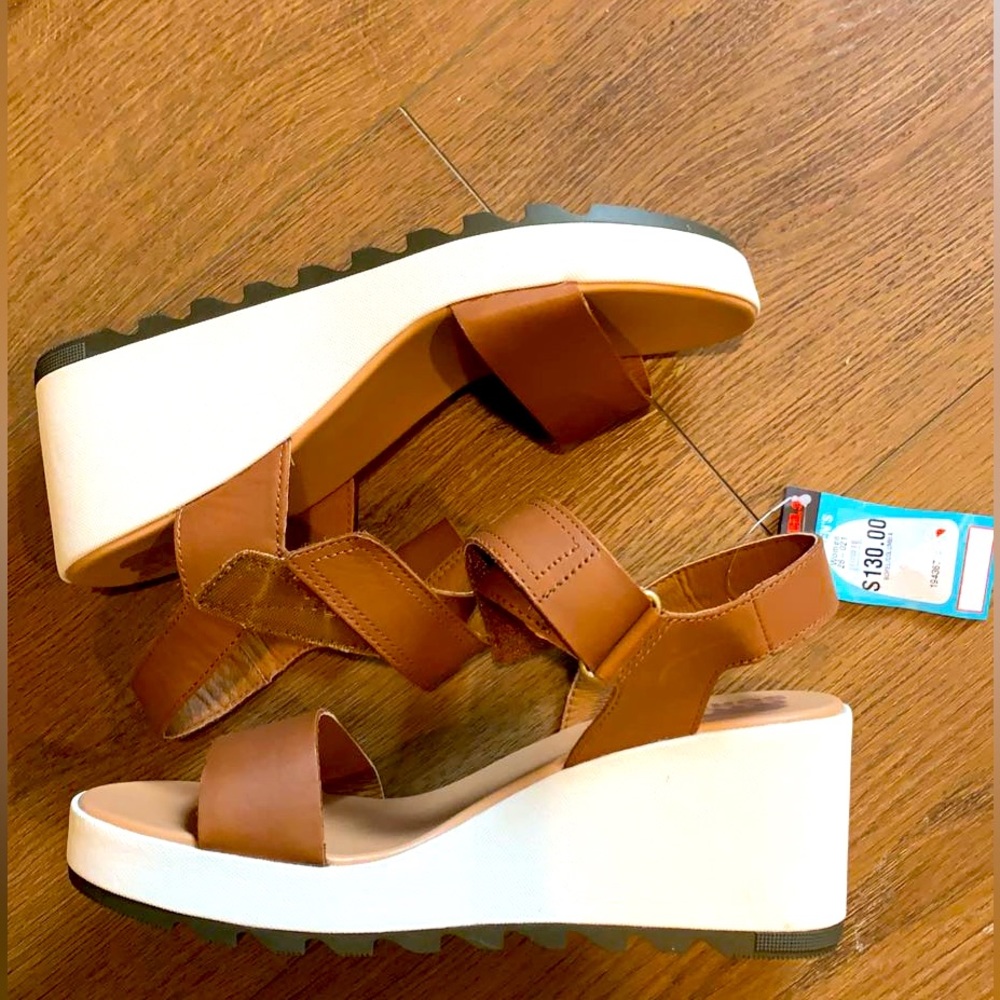 Sorel Sandal Wedges, brand new!